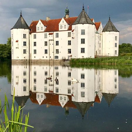 Ferienwohnung Flossis Home Glücksburg Esterno foto
